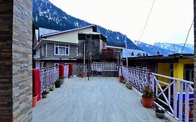 Hotel Pine View Manali